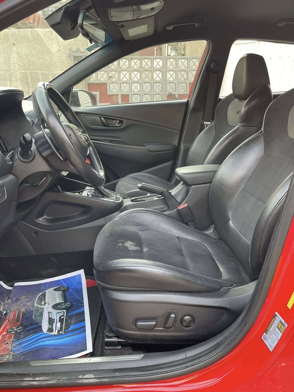 السلام عليكم 
كونا N 2022 وارد أمريكي
فول مواصفات
سرعه 300
4 انضمة قياده 
ونضام N 
محرك 2000 تيربو
كشن كهرباء +كشنات تدفئه
شاحن واير ليس
مثبت سرعه 
قياده ذاتيه 
رادارات امامي خلفي جوانب 
كاميرا 360درجه دواره
إيقاف ذاتي 
تشغيل عن بعد 
العنوان بغداد
السعر و الاستفسار اتصل على الرقم  ((***********))
