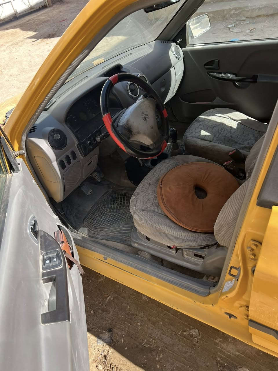 سايبه موديل. 12 

رقم بغداد سنويه ل 27

راعيها يداور يمته متريد 

محرك يخبل بيه ترايك وين متريد بس بي بخار قليل بدون تنقيص 

بيه نواقص بصيده وخياسات بصيطه 

شواصي معمرات جدد 

شباب هيئه وغرامات وره المشتري 

مكاني كربلا بوبيات سعر سياره ١٧ ورقه رقم ‭٠٧٧٣ ٢٠٤ ٤١٢١‬
