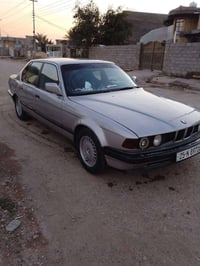 بي ام دبليو 735 • ١٩٩٢ • رقم انكليزي