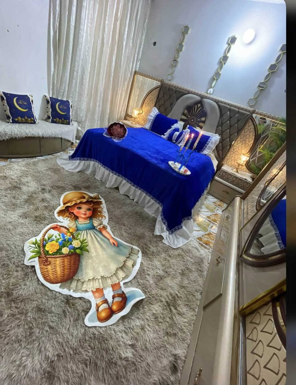 سلام عليكم غرفه تركيه ضخمة ١٠ قطع الخشب الاصلي الضهر كله بلوك نظيفه مابيها ضرر عنوان بغداد شعب سعرها 850 بيها مجال بسيط ***********
