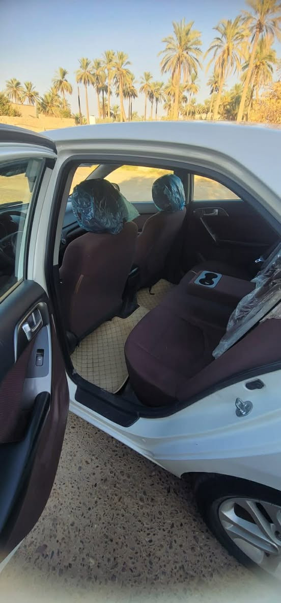 سلام عليكم البيع كيا سيراتو 2011 خليجي 🔥البيع بسعر ( مناسب ) 
السيارة كفالة عامة ماعدة جزء من باب خلفي وسونار موجود بصور
ممشى 186
السيارة جديدة واحلة من الصور 
تبريد ثلج ❄️ 
داخل لونين 
ويل كب ١٦ 
اشاير بالمري 
مري شفط 
تحكم ستيرن 
فول حساسات 
محرك ١٦٠٠ 
كير ٦ نمر 
السيارة مناقصها ربع 
حدادية جديدة يعني ١٠٠٪؜ 
رقم سليمانية الدولي 
هزه وسنوية ورقم كله جديد 
السعر 110 وبي مجال 
مكاني الضلوعيه
الاتصال ***********
