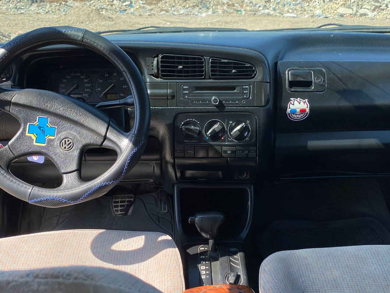 كولف للبيع 1992
رقم بغداد  دولي باسمي 
مصبوغه حزام جمالية 
مكفولة من الضربة 
جام امامي كهرباء
تبريد شغال ثلج
محرك ٢٠٠٠ كير اوتو 
سياره نظيفه  مال بيت استخدام قليل 

السعر ٤٦  وبيها مجال قليل مكاني دورة 
لا تراسلني بالفيس غير متواجد
*********** اتصال او  واتساب
