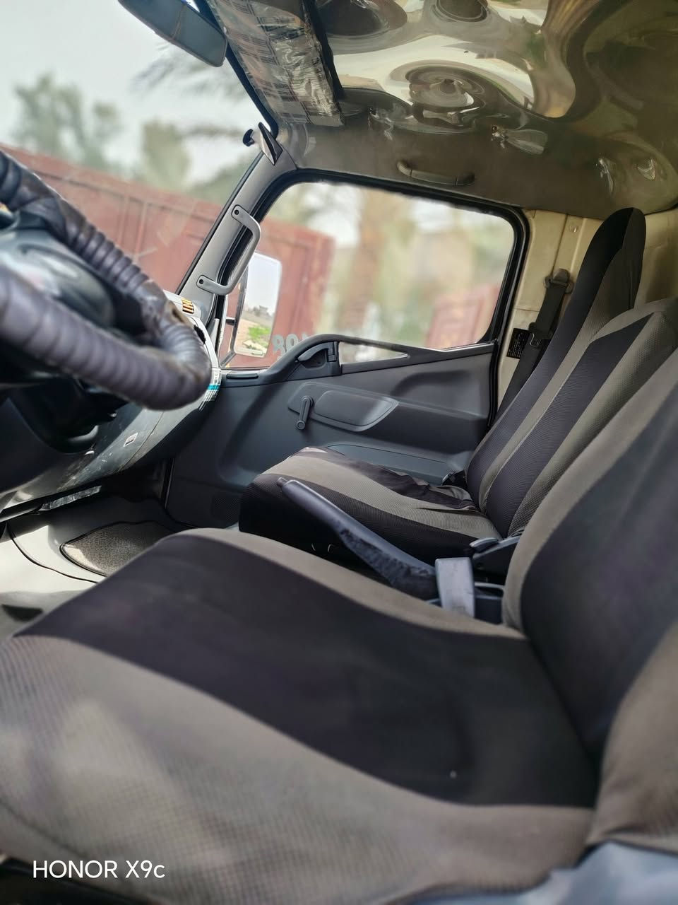 السلام عليكم ورحمة الله وبركاته
اخوان كنتر للبيع السيارة گير محرك خير من الله بدون ضربه ولاصبغ تدفئه تبريد رقم سليمانيه بسمي لل29 تايرات ماشي عليهن موسم واحد السعر ٢١٥ للاستفسار الاتصال على الرقم ***********
