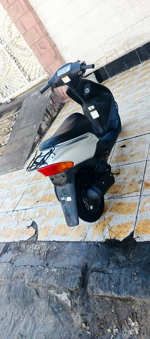 رياضي البيع وراق ابسمي دراجه كله شغاله سلف وهندر رايده اب 400 وأبيه مجال *********** مراسله واتساب
