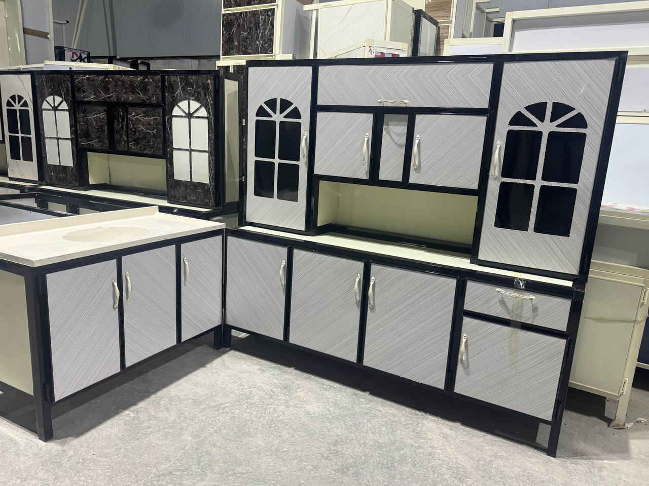 للبيع
مترين مع سنك 
يتوفر توصيل محافظات


**إذا كنت صاحب هذا الإعلان وتريد حذفه لأي سبب، رجاءا أرسل رسالة إلى الدعم الفني**