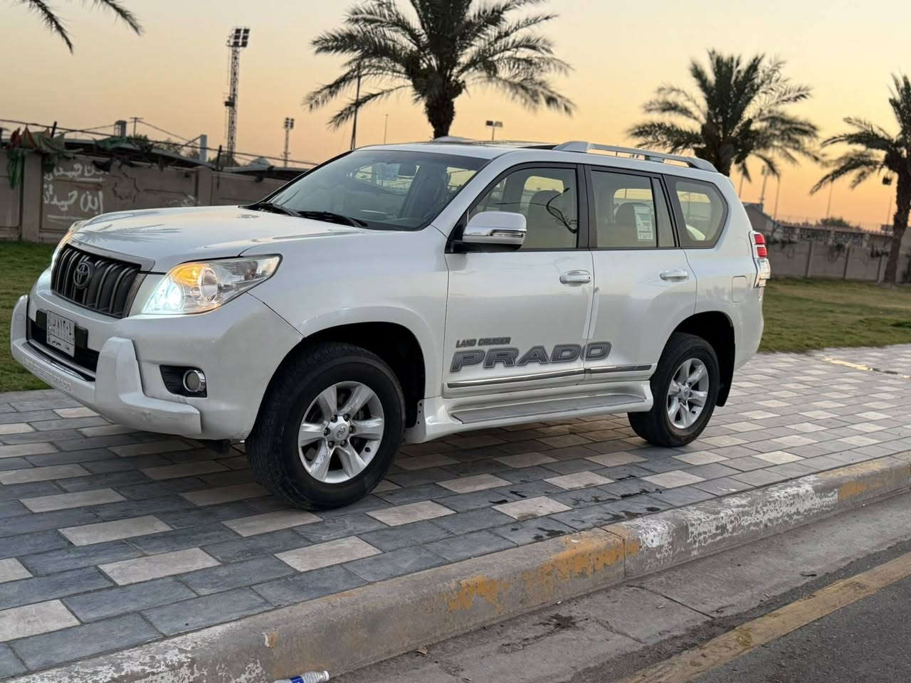 @سلام عليكم بل اذن من ابو الكروب برادو موديل 13سعر267مكينه 6 سلندر فول مواصفات كويتيه دبل تانكي رقم بغداد بسمي تحويل مباشر ماشيه113حقيقي جلد كشن كهرباء تحكم ستيرن بنورامه مانع نزلاق فورويل كامره حساسات خلفيه اماميه تلث قطع تبريد فقط بيع مكان سياره بغداد منضومه زنون سياره كفاله عامه فقط خدوس بصيطه سبعه راكب *********** تصل وتدلل بيه مجال حق جيه
