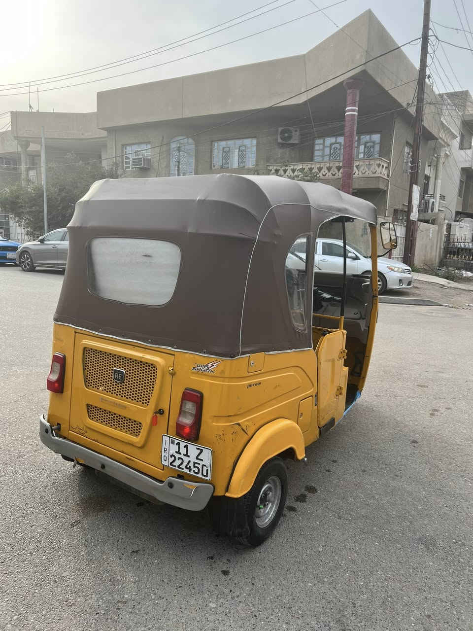 السلام عليكم تكتك للبيع موديل 22 باسمي التكتك لا صبغ ولا معجون ماعده بيها طخه بالصفحه والدوس معمره مكاني بغداد البياع وهذه رقمي ***********
