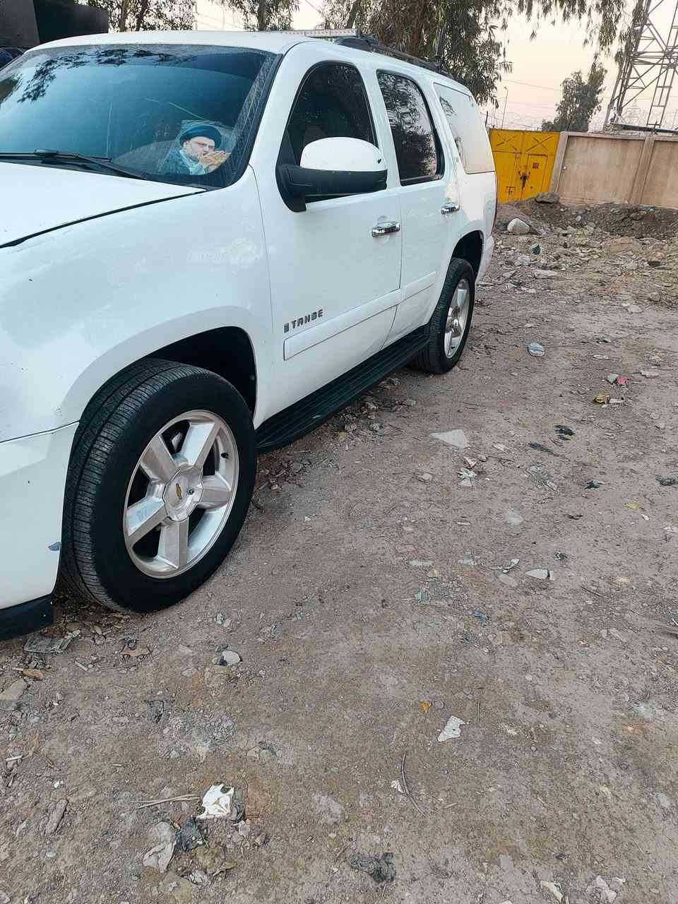 السلام عليكم تاهو ادوات 2009خليجي LT مكفولةمن الكص والعشاير  مكينا كير مكفولات تبريد تدفىةتحكم سترين شاشه ويل كروم  سيارة تخبل  الف متصرف عليهه تشغيل عن بعد منضومت زنون
*********** بغداد
