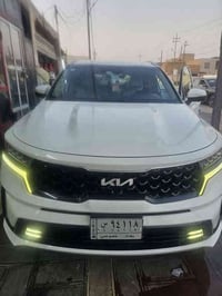 سورنتو ٢٠٢٢ • ٦ سلندر • ٧ راكب