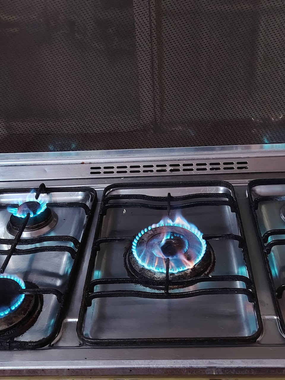 طباخ كريازي جديد عيونه شغاله كله الفرن اشوي بي كلشي والله العظيم ب200وبي مجال قليل مكان نجف   ***********
