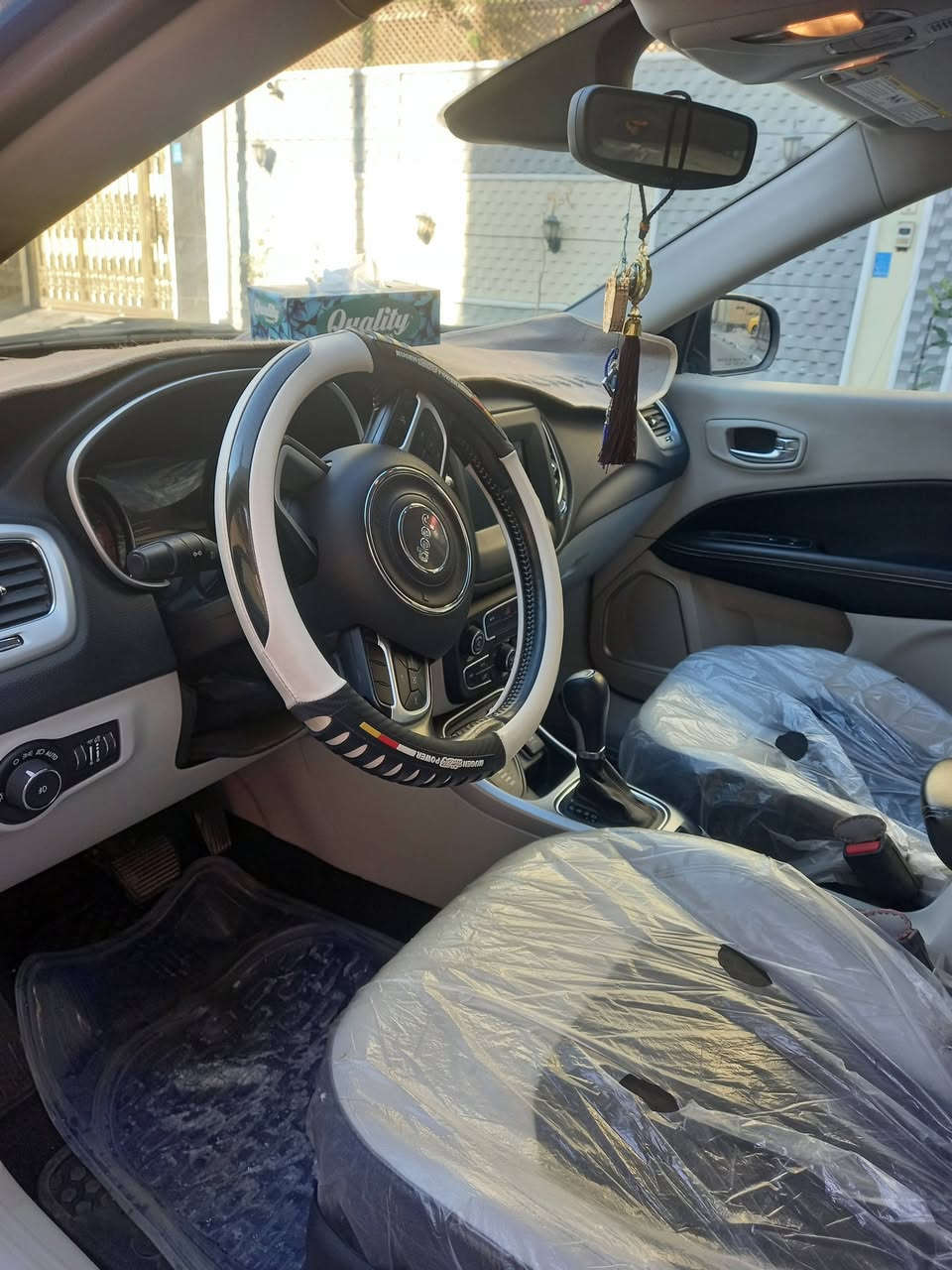 جيب كومبس موديل 2020 
السياره جديده كفالة تقرير 
السعر 130
معاملة الرقم كاملة فقط دفع الصك
الرقم ***********
