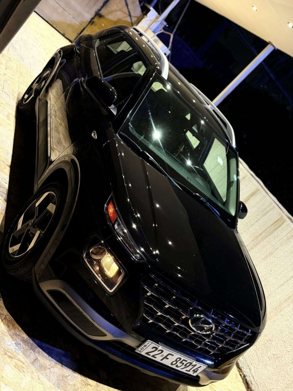 هيونداي فينو 2021 امريكي
حادث بسيط داير الجاملغ الخلفي وربع الباب الخلفي مصلح على كدة +كلير الجنطة اجتي من امريكا باقي السيارة كفالة 
مواصفاتها 
شاشة كبيرة 
ردار امامي خلفي 
تحديد مسار 
نقط عمياء 
درايف مود 
كامرة دوارة 
باقي المواصفات معروفة 
السيارة جديدة وحلوة بدون اي نقص 
كير مكينة صدر تبريد كلة جديد 
ماشية 60 الف رقم أربيل الجديد وكالة تحويل حاظر 
السعر 118 ورقة وبيها مجال بسيط 
مكان السيارة بغداد 
***********
