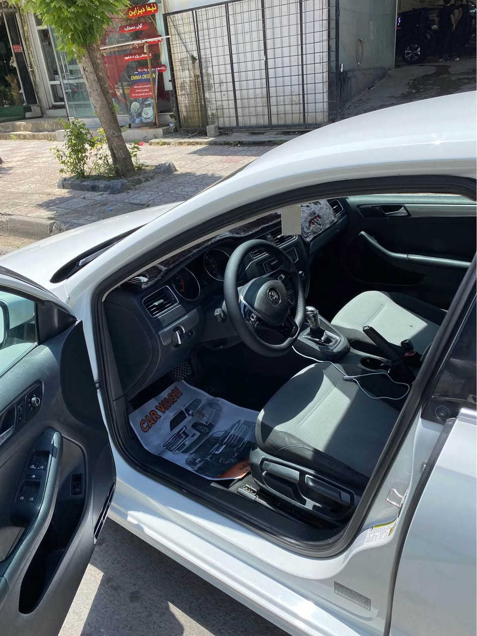 جيتة موديل ٢٠١٧
٢پارچةو نيو بوياغ
١٢وةرةقة  غرامةي لةسةرة
پيشو پاش كةپس
گير و مةكينةو تةبريد بةشةرت 
***********
*********** سوران, أربيل

