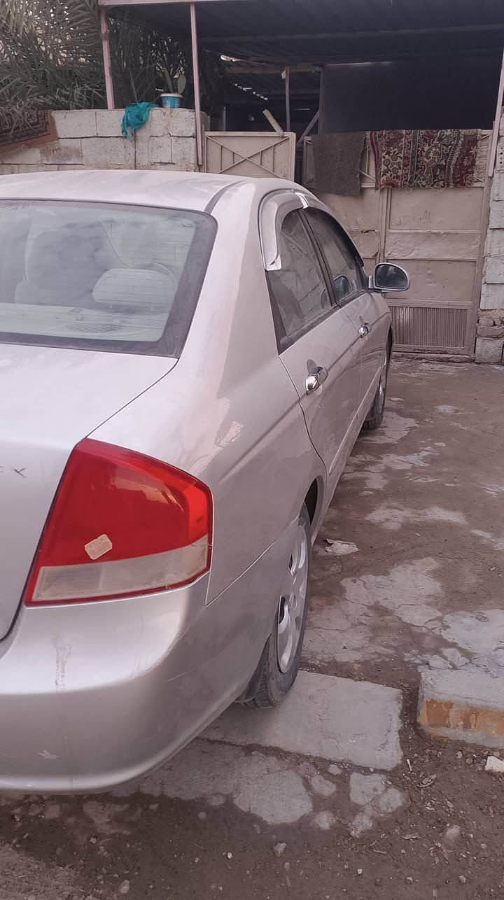 السلام عليكم بيع مستعجل كيا سبكترا موديل 2008 ضرر شاملغ طخه باللغه بسيطه معدله مكاني بعقوبه السعر 83     ***********
