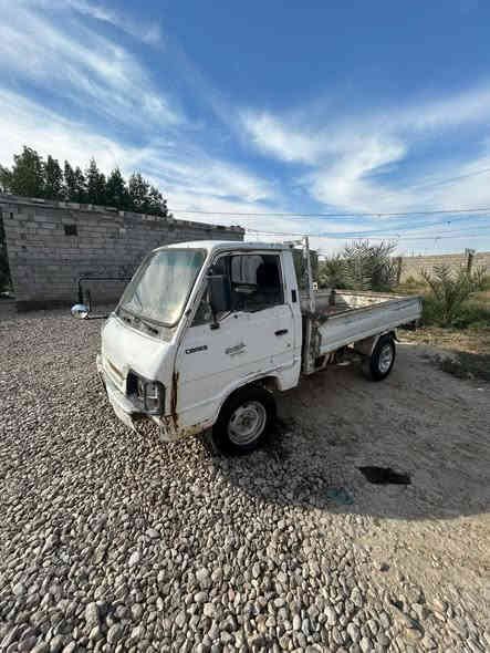 السلام عليكم 
للبيع كيا بيك اب موديل 1996رقم ديالى الجديد سنويه جديده شرط التحويل مكينه وكير مكفولات شاصي مكفول 
مكاني ديالى مندلي 
السعر 30وبيها مجال 
للااستفسار 
***********
