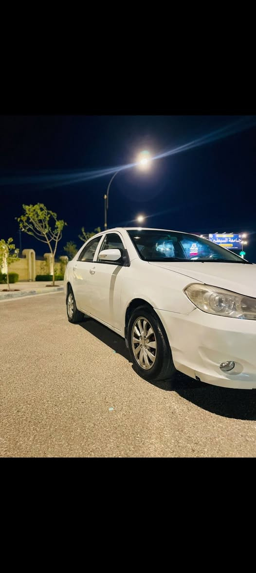 بي واي دي موديل 2013 كفاله عامه لا صبغ ولا ضربه مكينه وكير اوتو سياره جاهزه من كل شيء تحويل مباشر باسمي تاخذ رقم انجليزي سنويه جديده 55 وبيها مجال موجوده في كربلاء حي الحر فلكه الثوره 
*********** كربلاء, العراق
