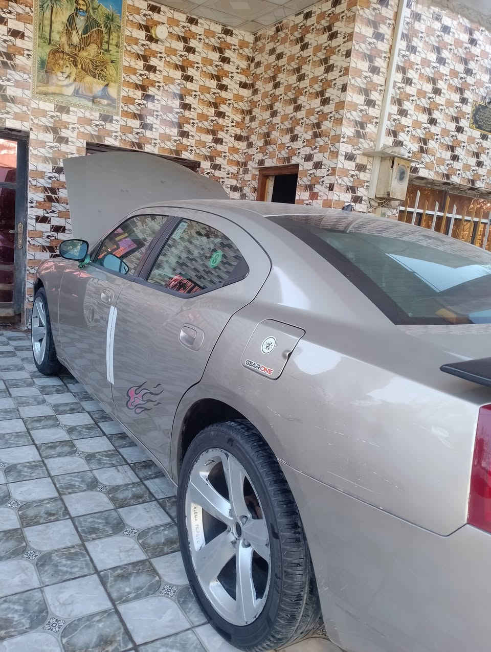 سلام عليكم جارجر رقم ربيل تريد تحويل تريد وكاله  محرك3500 تو ويل بيه جاملغ لخلفي صبغ فقط والباقي مكفول حداديه80/100 محرك كير بجيس التفاصيل مذكوره السياره جاهزه مكاني بابل قرب لمحكمه السعر 105 وبيها مجال بسيط الاستفسار ***********ا
