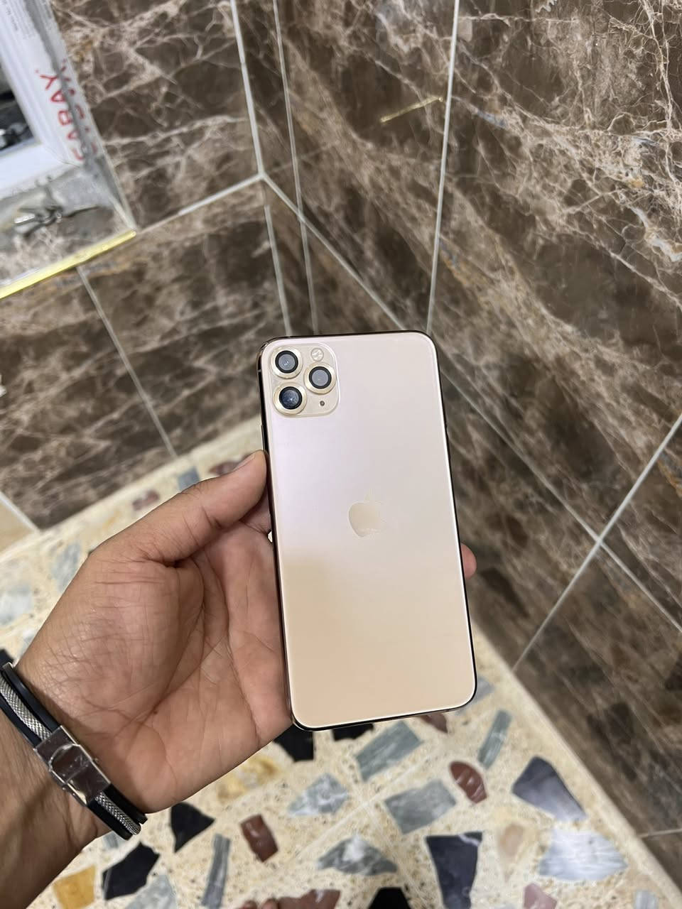 ايفون 11 برو ماكس
دبل خط شركه
مبدل باتري 100 اصلي 
ذاكره 256 
نموذج m
ذهبي
السعر 350 وبيه مجال ويرهم مراوس ويه هونر


**إذا كنت صاحب هذا الإعلان وتريد حذفه لأي سبب، رجاءا أرسل رسالة إلى الدعم الفني**