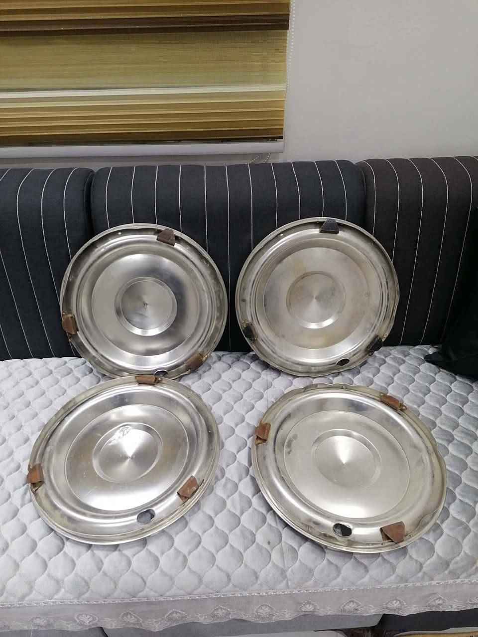 سلام عليكم.   تخم حجم 15
*********** سيد محمود 

متوفر خدمة توصيل
