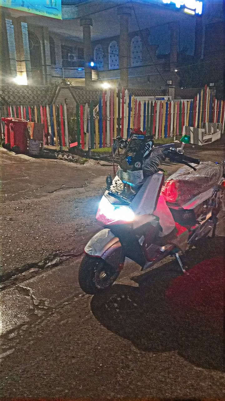 السلام عليكم ورحمة الله وبركاته  ❤️ دراجه تيسلا شركة تايلج TAILG في اي في vlv موديل 2026 ☘️🫆 ما ماشيه بس 27 كيلو متر دراجه نضيفه بس والله عوزت فلوس واريد ابيع فه امانت الله الدراجه كلش نضيفه واني جنبازي معتني بيه حيل فه الدراجه كله تنصح بيها بعد شركة TAILG☘️ طبعن مكاني بغداد تقاطع العامريه كله كبل كبال السريع مال ابو غريب القديم سعر الدراجه مليون وأربع وبيه مجال إلى الطيبين وبدون غراض أرخص وضلت يمكن بعد ورقم الهاتف الموجود ايضن ومكاني بغداد العامريه مثل ما ذكرت سابقاً رقم الهاتف *********** يوجد واتساب هم وهلن في الجميع رجائاً الي مو شراي لا يتصل ❤️
