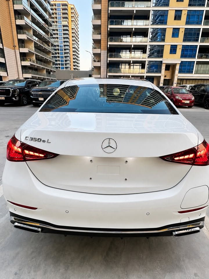Mercedes Benz C 350 el 2024 
للبيع 
فول مواصفات 
زيرو وارد صين 
بانزين + شحن + هايبرد 
مرقم بغداد 
***********
