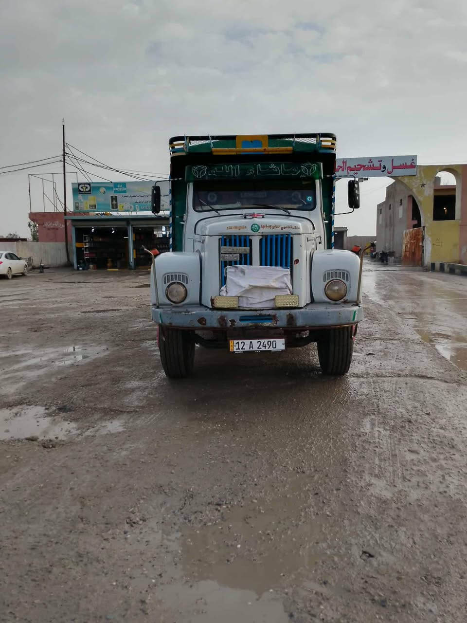 سكانيا 111للبيع رقم نكليزي سيارة بلادية شاصي بلادي المكان الموصل مكلف بنشر***********/////***********
