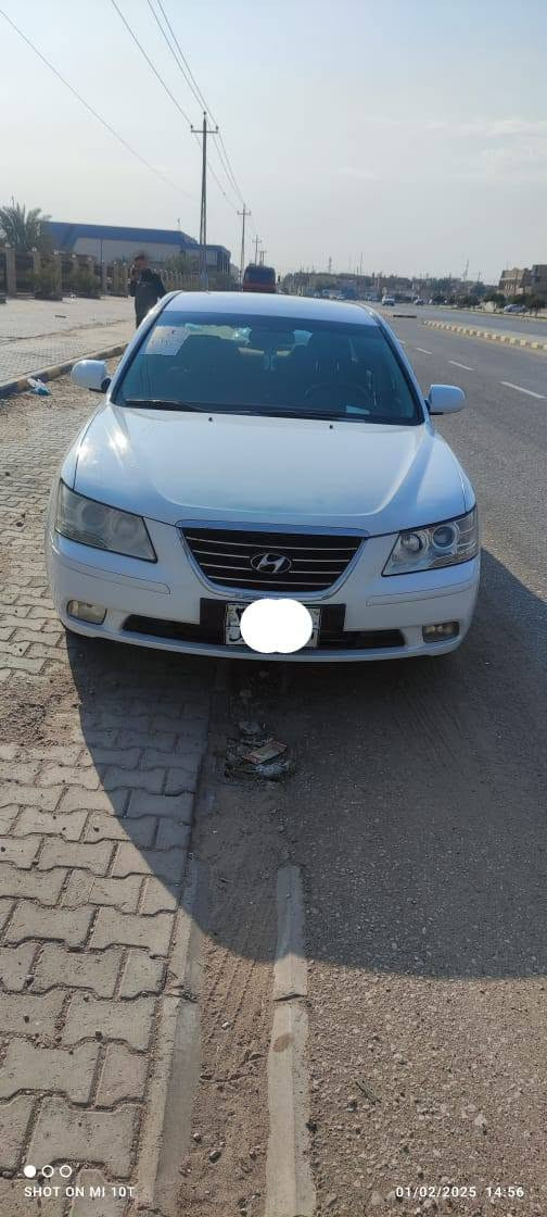 سوناتا ٢٠٠٩ خليجي السعر ٩٣ رقم اربيل  مصبوغة احزام محرك ٢٤٠٠
كير ومحرك جدد تبريد فول شاشه كامره خلفية 
المكان النجف الاشرف شارع الروان *********** النجف, العراق
