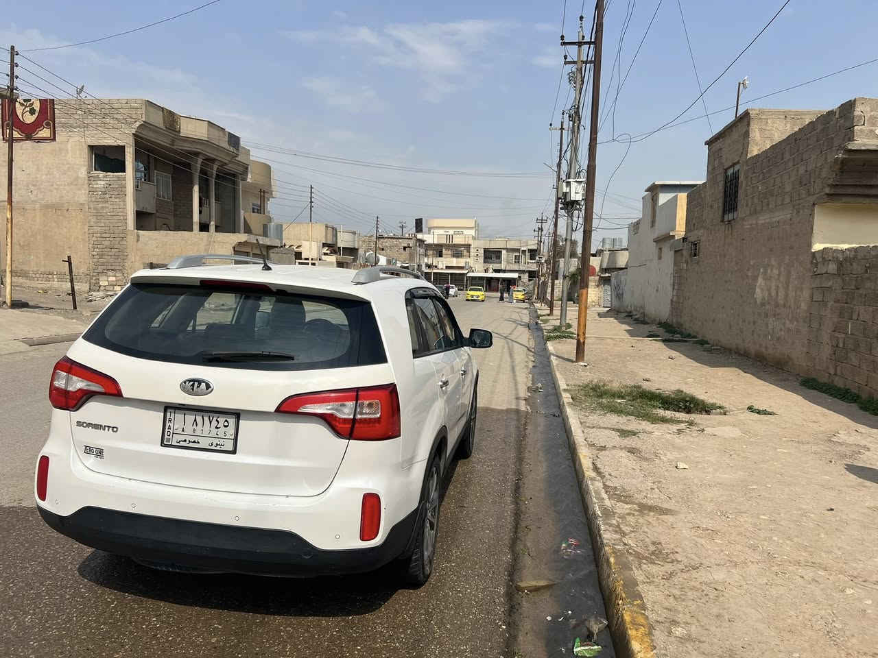 السلام عليكم
كيا سورنتو للبيع
موديل 2014
رقم نينوى
7راكب
بصمه 
كشنات كهرب 
محرك 4سلندر
السعر170وبيها مجال 
لاستفسار اكثر اتصل
***********
***********

