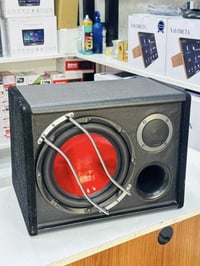 مضخم صوت • ١٠ انش • نضافة ٩٠٪