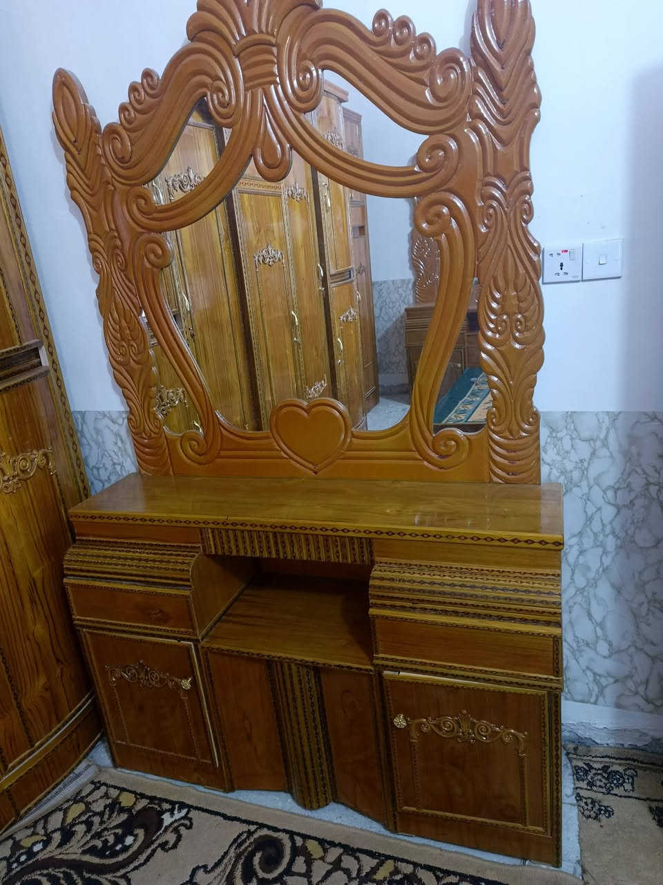 السلام علیکم غرفه صاج عراقي للبیع مامستخدمه ابد السهر مليون و ۱٠٠ مکاني کربلا الحر ***********
