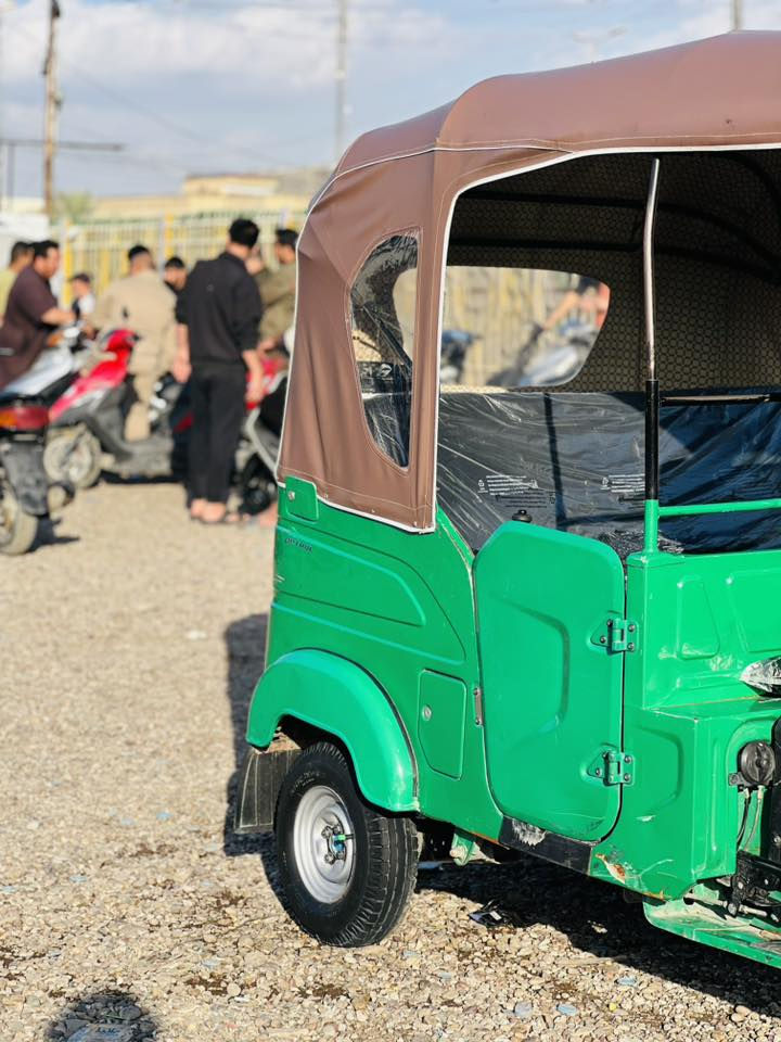 سلام عليكم ورحمة وبركاته تكتك 21للبيع رقم وسنويه كامله 
عنواني بغداد لبياع قرب تقاطع درويش تصل و بيك خير وتلال ***********
