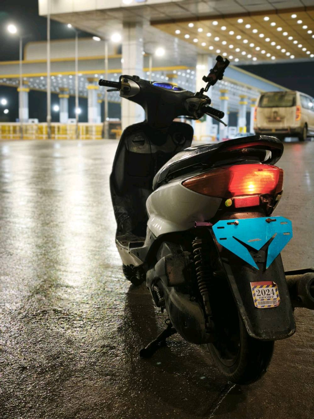 سلام عليكم اخوان سكنس نثية 140🏍
كلهة ختم واحد 
 شغالة سلف وهندر نص نكرة
 كهربائيات 💡 كلهة شغالة من الايت للبكلايت 
كلجات رياضي ‌🇰‌🇴‌🇸‌🇴
 تخم تايرات جديد
 الدراج مفتوحة فقط تفيلس مامجفتة 
اوراق : منفيس فقط
العنوان الشعب السريدات
للت اصل : *********** متوفر واتساب وخاص 📲
السعر : 425 وبي مجال بسيط