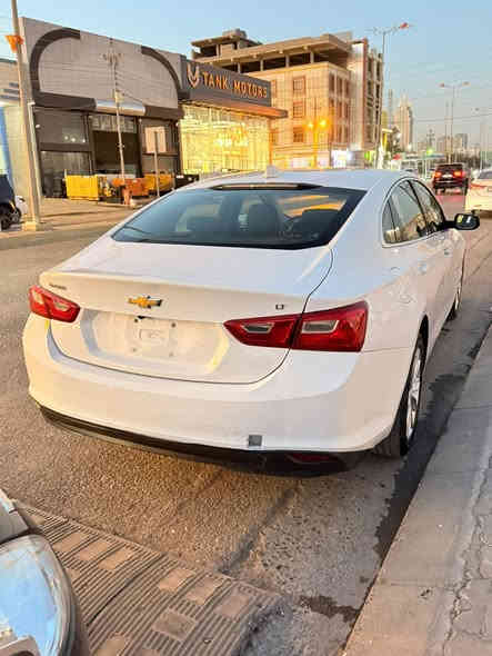 ماليبو 
2023
Lt
سعر مناسب 
10800$ 🚥 وبيه مجال بسيط
مواصفات 
بريك بصمه 
سياره. بصمه. +ابواب بصمه 
ئوتو ستوپ
رادار. 
كاميره 
حساس امامي خلفي 
شاشه لمس 
ستيرن كهرباي +تحكم 
تحديد سرعه 
گير محرك شرط
ماشيه 55 ألف mi
مكان السيارة أربيل 
السيارة كاتي دهوك تترقم شمالي
‭0750 740 9651
