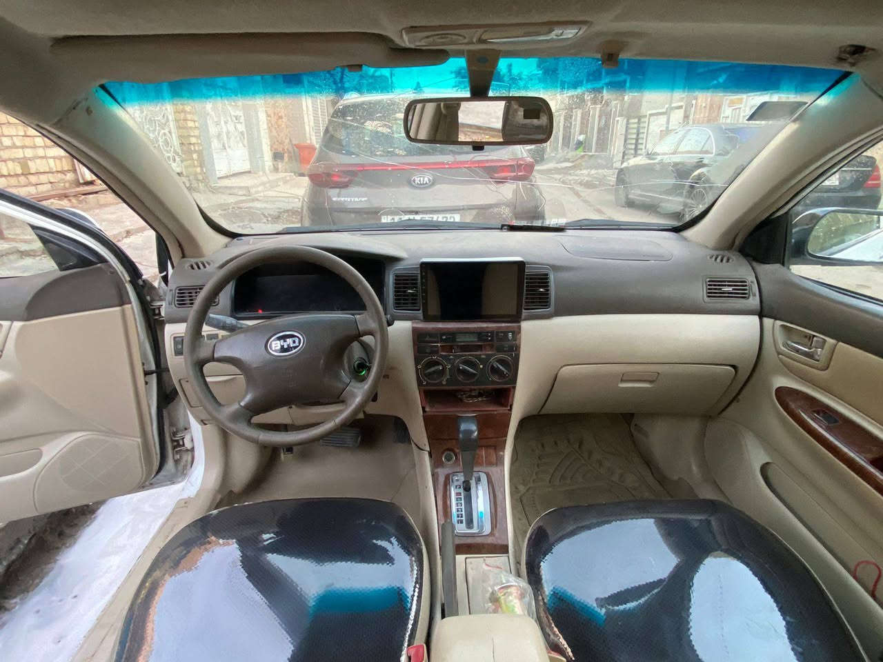 السلام عليكم بي واي دي  F3  2013 مكينة وكير جدد كهربائيات مكفولة دوشمة عام جديدة مصبوغة عام جمالية واثر جراد تخم تايرات  كير اوتماتيك رقم قادسية انكليزي هزة جديدة مشروع وطني مصفرة غرامات تحويل ثاني يوم باسمي مكانها بغداد سعرها 60 وبيها مجال
‏***********
