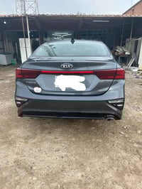 كيا فورتي موديل 21 حادثها الأمريكي دعاميه الباب الإصدار افقده رقم سيار...