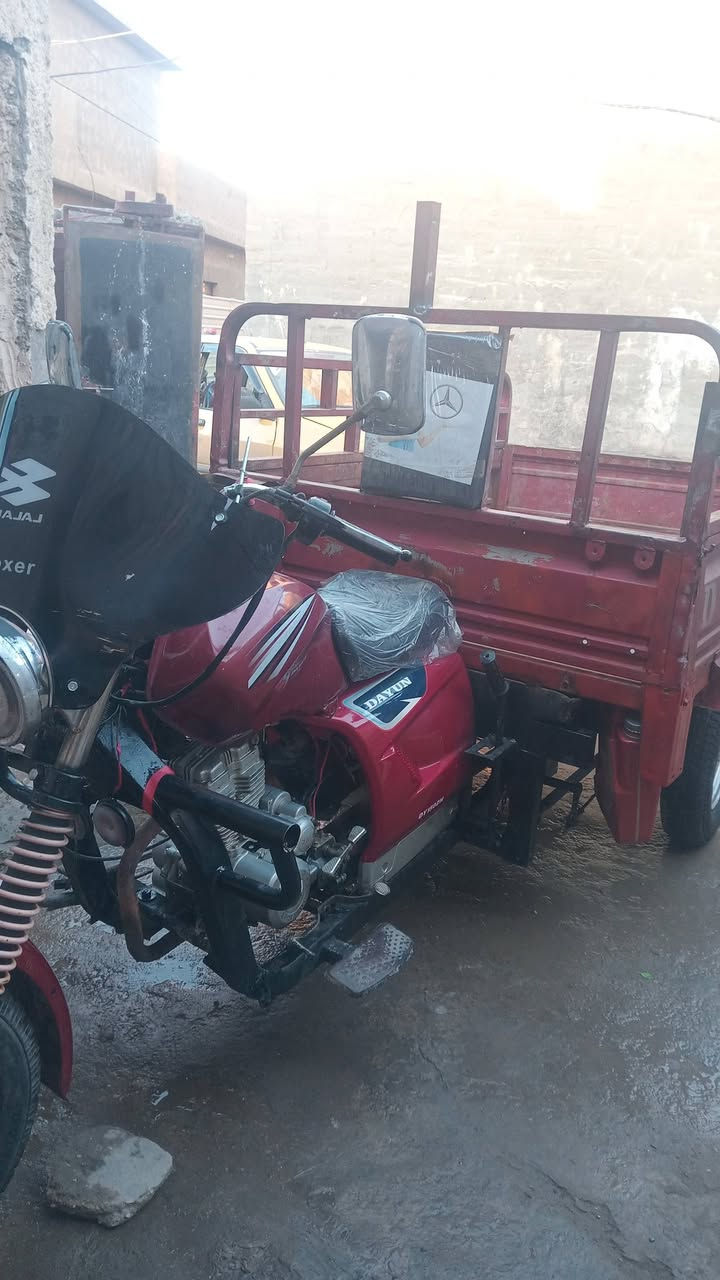 السلام عليكم ستوته موديل ٢٠١٥دايوان بطه أوراق كامله محرك ٢٠٢٣سلف هندر شغال مابيه نقص كلشي ٧٠٠ مكلف بالنشر رقم الهاتف *********** متواجد اتصال واتساب بغداد الدوره
