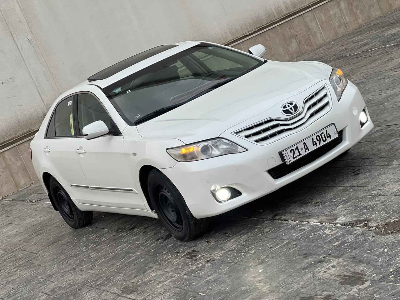 السلام عليكم
للبيع //بسعر 126 مجال جدا بصيط 
كامري 2010 خليجي سلطنة عمان ام الدعاء GLX فول فول 
رقم سليمانيه الجديد سنويه وهزه 30
رادار 
سلاية روف 
كشن كهرباء 
تحكم ستيرن 
مثب سرعه
كشفات 
السياره ماشيه 170 حقيقي تدك جرس 
الصبغ بيها باب خلفي وربع جاملغ خلفي بدون جكة داخل اثر شخط شرط الفحص والسونار 

تحويل ثاني يوم 
مكان السياره تكريت القادسيه 
هـ*********** 
اعتذر الاقصاط والوعده 
السعر 126
