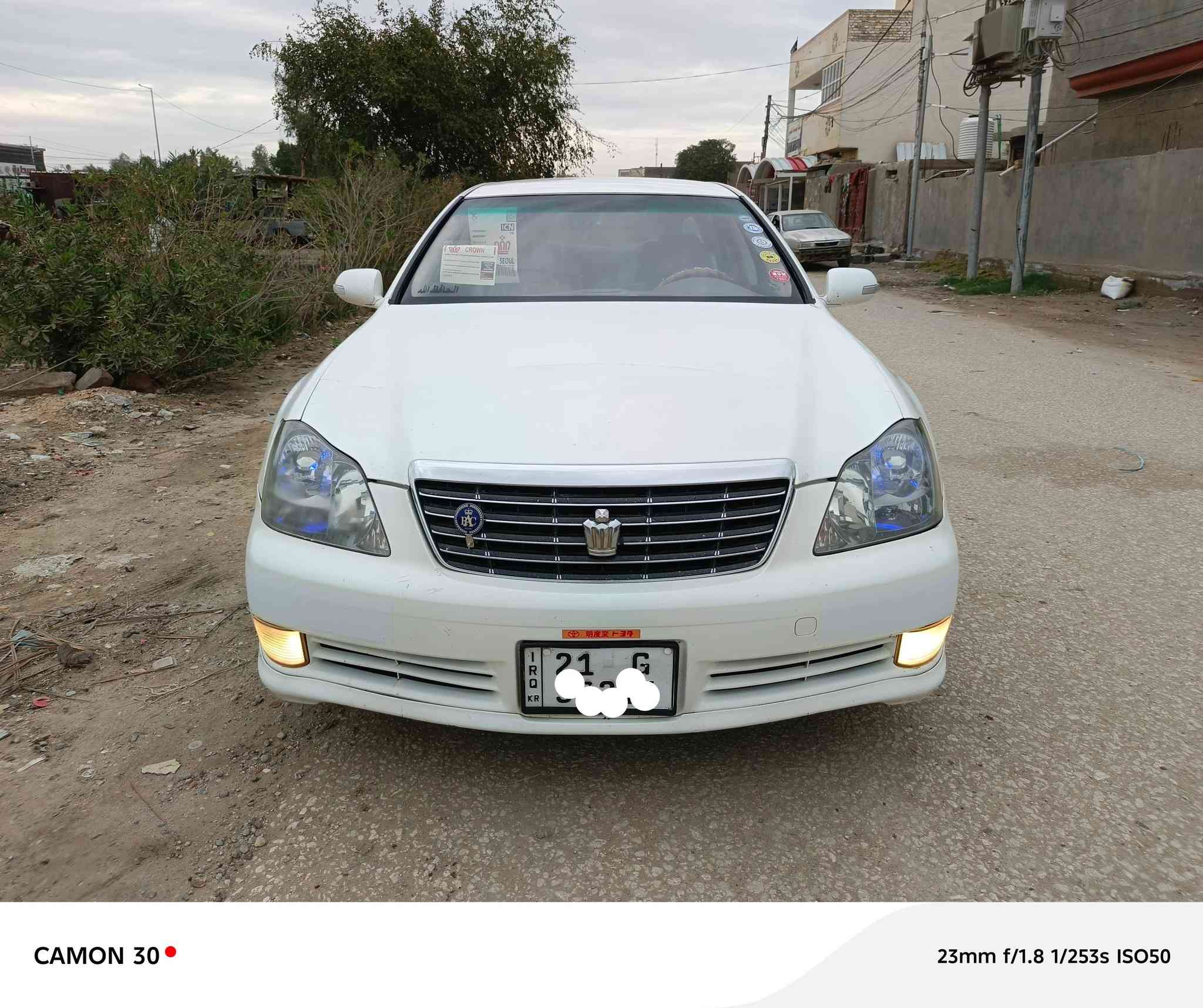 السلام وعليكم
البيع شاهيه ٢٠٠٤ كفاله عامه  
رقم سليمانيه نكليزي راعيها جيراني 
سياره ٣ دكم شاصي ٨٢
سياره تحوير نجف فوك وجوه ودشبول عارف العيساوي 
محرك ٦ سلندر ٣٠٠٠ 
كير ٦ نمر جديد 
كشنات اماميه خلفيه كهربائيه 
صدر خلفي أمامي جديد 
برده خلفيه 
تبريد ثلج 
سياره كلش حلوه ونضيفه وجاهزه من كلشي وسونار بل منشور 
مكان بابل  
سعر ١٤٠للشراي ***********
