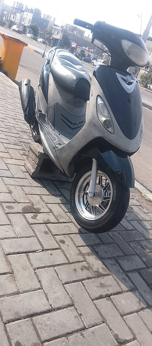 سلام عليكم ماكس قجمه مكينه بلاد مفتوح ربل ولف فقط كهرباء كله شغاله بيه لايت زنون ويل نجمه مال قجمه شلعه ومعدل حلو يرادلهه ترتيب شوي بصره قبله قرب البريد سعره 600وذه اكو مراوس بعدله عادي  ***********
