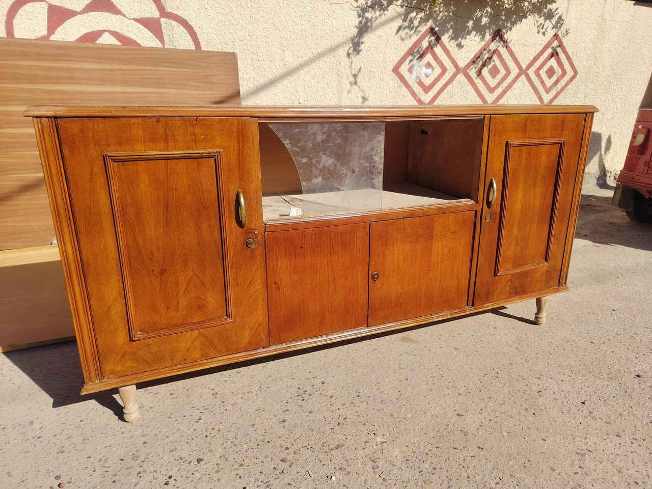 بوفيه مترين  صاج نظيفه السعر 55 رقمي ***********
