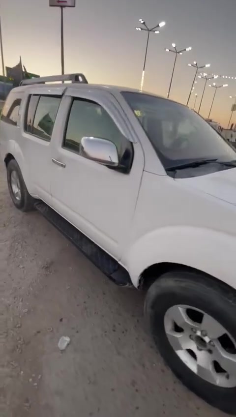 سلام عليكم بافندر ٢٠٠٨ جاهزه من كلشي بسمي تحويل بي محافضه سعر ٧٠ بكاني البصره *********** مراوس حسب القناعه
