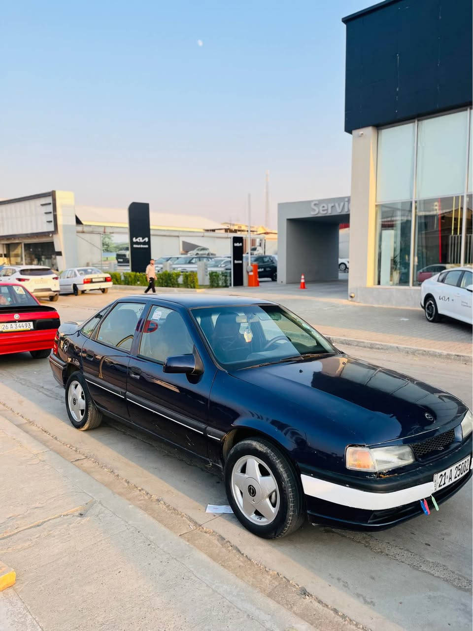 ئوپل ڤكترا  موديل 1992 رةقةمو سةنةوي نويية تا ٢٠٢٩ دةفتةر بةنزيني هةية مةكينة ٢٠ گير توماتيكة گيرو مةكينة بةشةرت سةيارةكة بي موشكيلةية ليدراوي نية تةنها تةسفية مةعجونية تية دؤسةكةي بةر رةسيف كةوتوةو هيچي تري نية سةيارةكة لة سعراية سعري ٤٥ مةجال (/واطساب ***********)( ***********) كركوك, العراق
