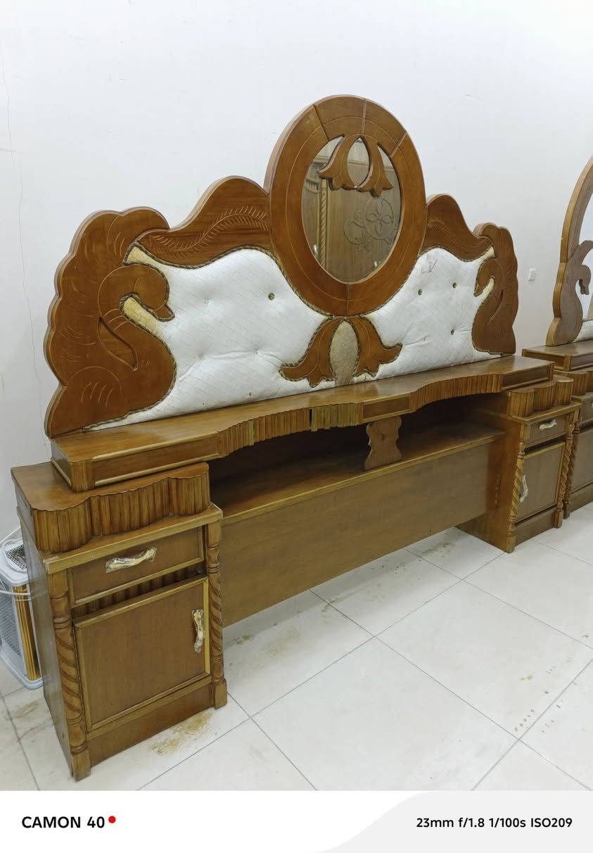 غرفه تزكام صاج ثقيل 5باب نظافه فول العنوان اربع سايدات جدد مال عبجية قرب صيدلية محمد جاسب بدر ميسان ***********(نشتري جميع الغرف دز خاص)
