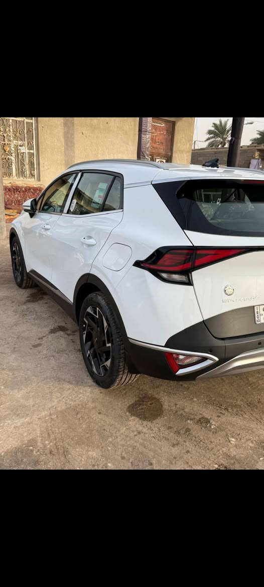 سلام وعليكم سيارة للبيع كيا سبورتج موديل 2025 اخت زيرو ماشيه 3500 فول مواصفات ما عده تنته سياره مكفوله كفاله عامه سعر 242 رقم الهاتف ***********
مكان سيارة البصرة الهارثة
