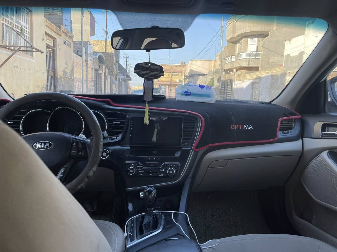 السلام عليكم اوبتما موديل 14 محرك 24000 
كفاله من الضربه وصبغ بصمه 
بيه بارد من جه الباب الامامي قليل
رقم بغداد 
السعر 138 
العنوان الديوانيه - قضاء الحمزه الشرقي
***********
واتساب موجود
