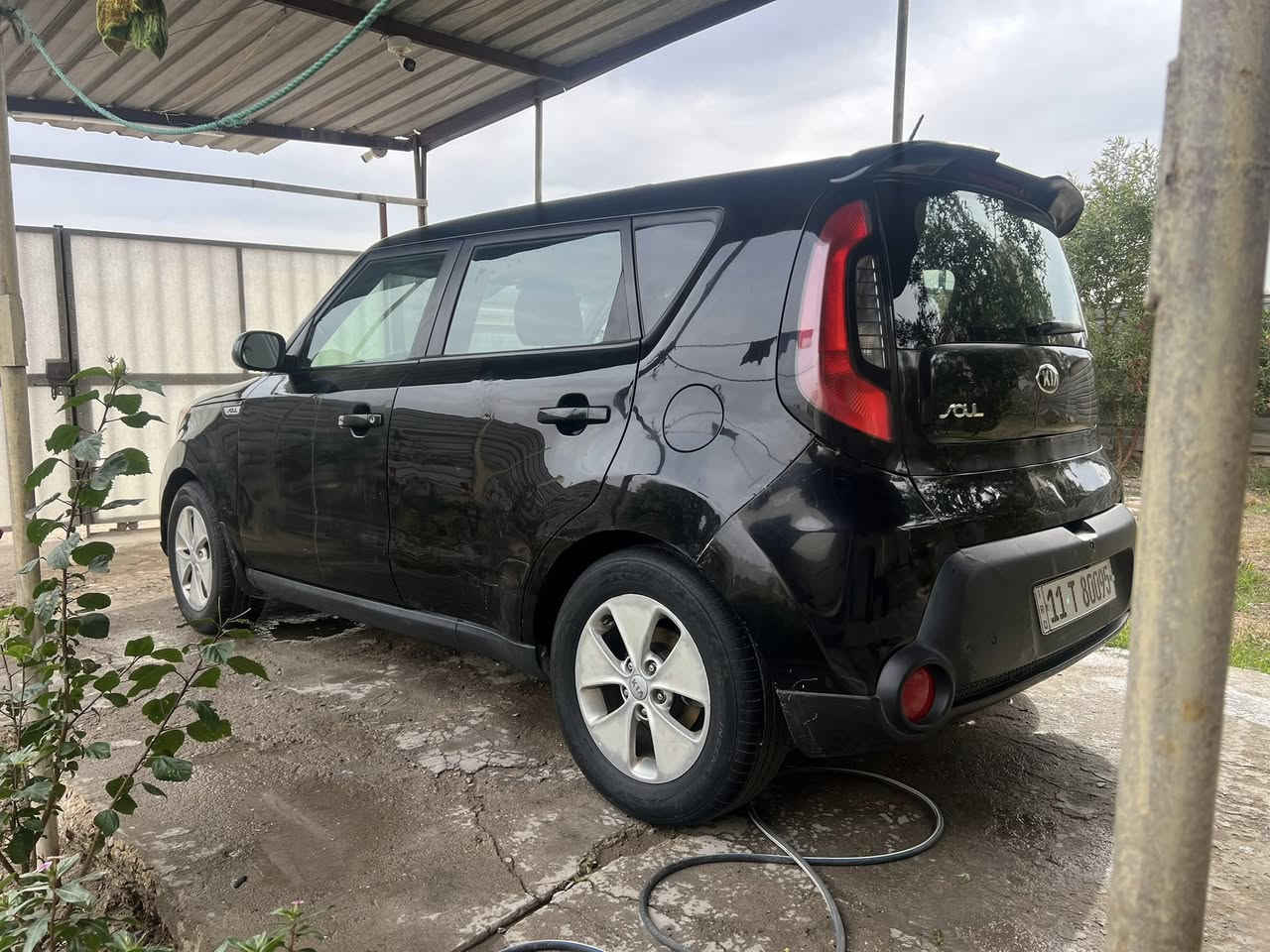 السلام عليكم 
للبيع كيا صول موديل 2015
وارد امريكي محرك 1600 
ماشيه 120mil
ضررها جاملغ امامي  وبالعراق صار بيها رشات صبغ اث شخوط بدون دواخل بدون ايرباك
السياره جاهزه من كل النواحي 
السعر 97وبي مجال للاستفسار ع 
***********
مكان السياره بغداد السيديه
