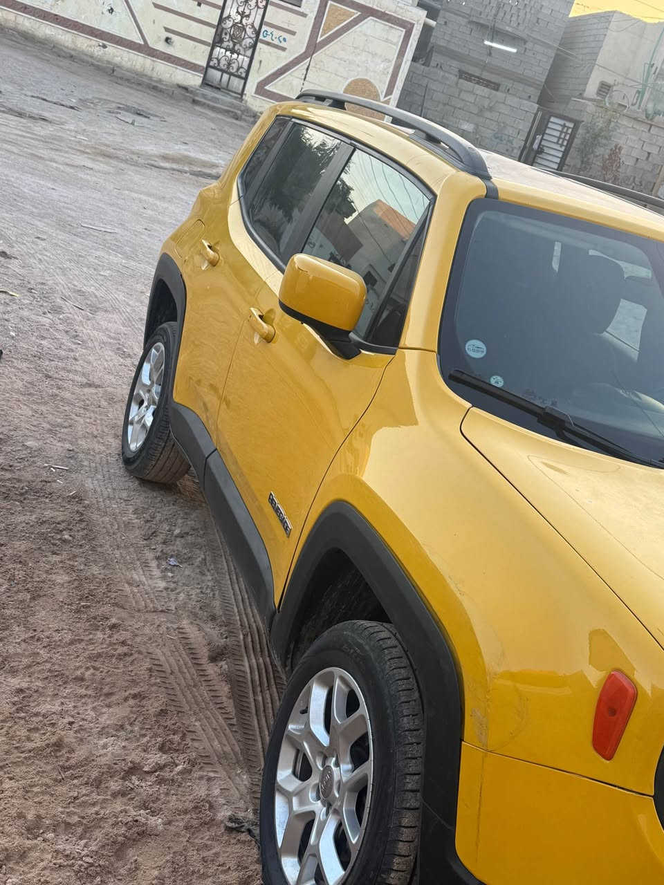 جيب رنكل مديل 2017سياره فول مواصفات فتحتين السياره بيه صبغ نص البنيد ويبه بارد بل جاملغ السياره نضيه ماماشيه قليل نضيفه للاخير السعر 130 
رقم ***********
البصره ابو الخصيب البصرة, العراق
