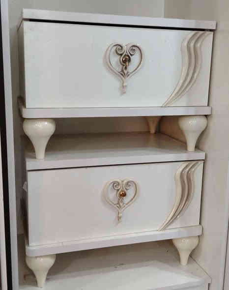 غراض بيت للبيع غرفه نوم مع سبالت مع شاشه مع غرفة نوم صغيره هاتف *********** بيه وات ساب بيع سريع
