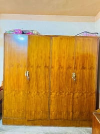 كنتور نضيف • 10مقاعد • بوفيهات