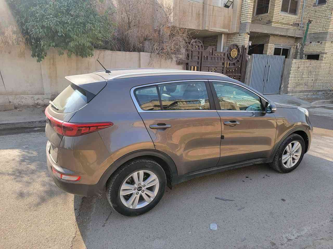 سبورتج خليجي 2019
بيها صبغ دعاميه اماميه وخلفيه
السعر 170
للاستفسار ***********
